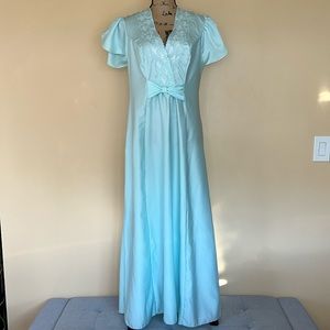 Vintage Aqua Blue Embroidered Nightgown